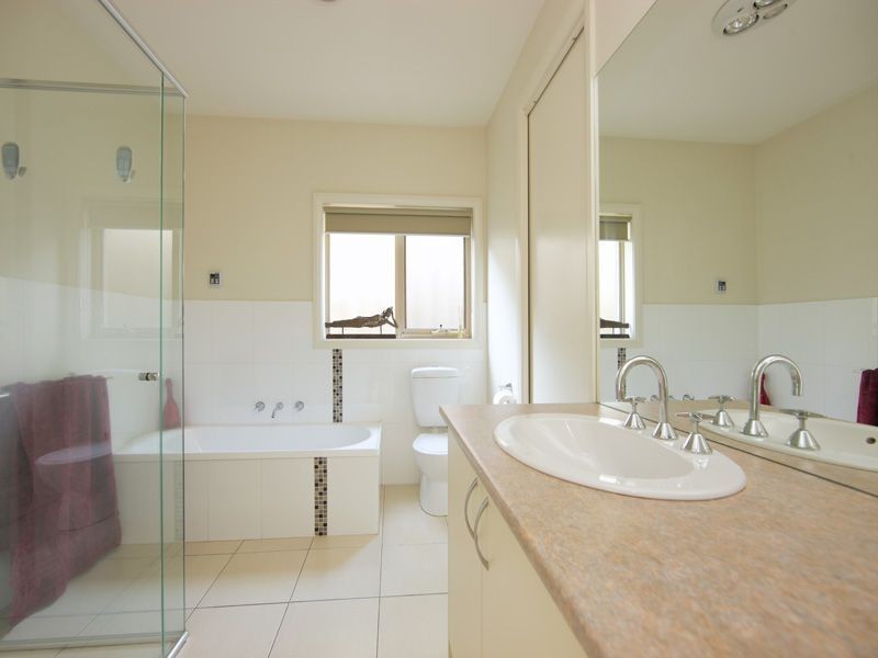 2/49 Mascot Avenue, Bonbeach VIC 3196