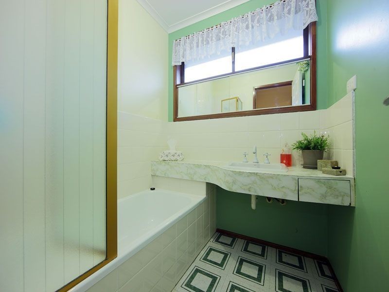 3 Colchester Court, Keysborough VIC 3173