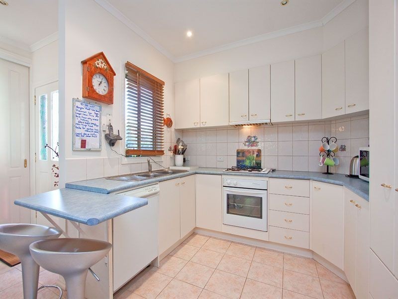 2/16 Fifth Avenue, Chelsea Heights VIC 3196