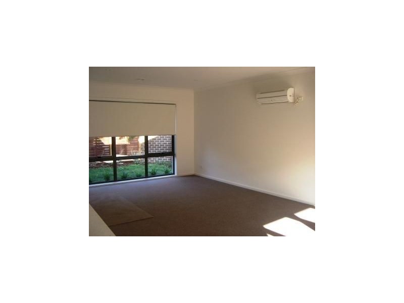 1/1 Johnstone Street, Seaford VIC 3198