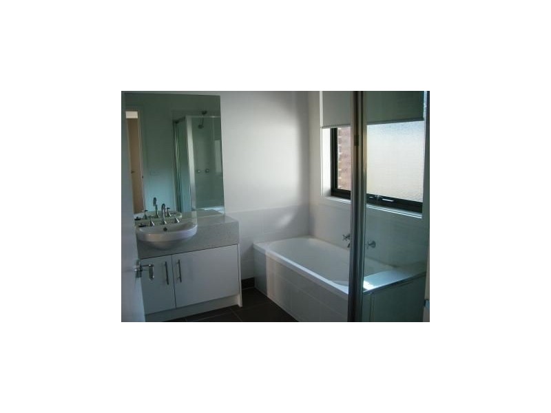 1/1 Johnstone Street, Seaford VIC 3198