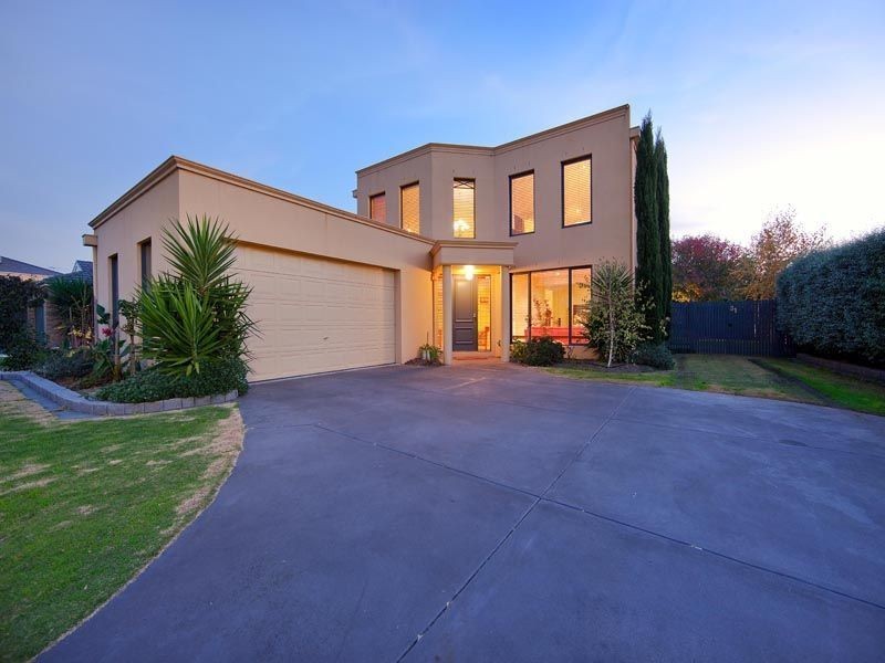31 Harbour Drive, Patterson Lakes VIC 3197