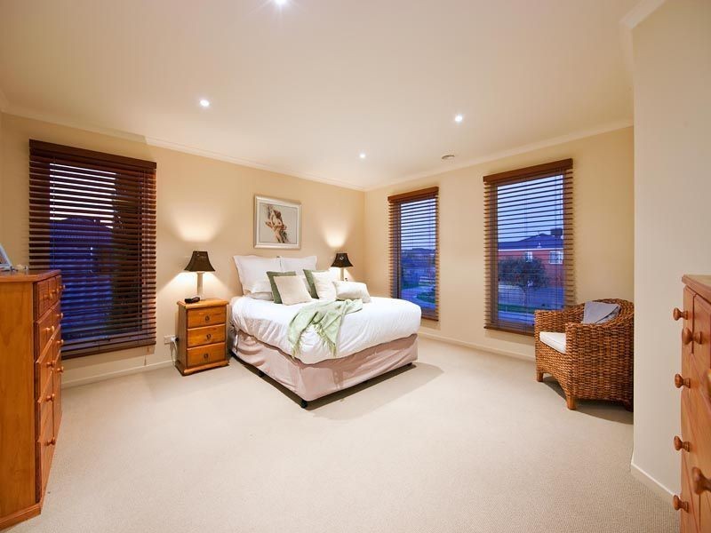 31 Harbour Drive, Patterson Lakes VIC 3197