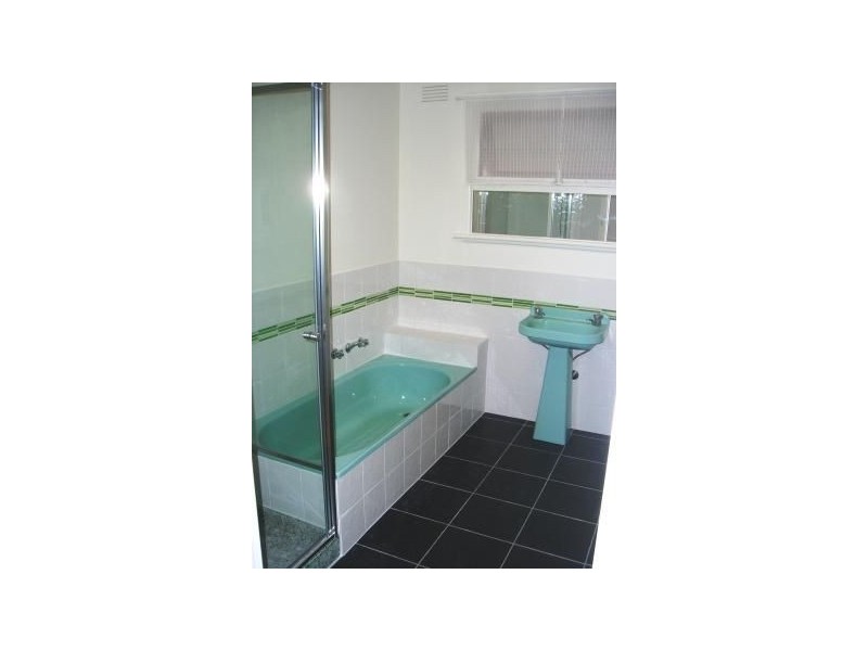 27 Hayman Street, Seaford VIC 3198