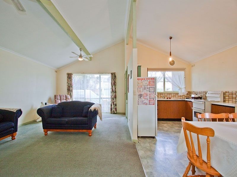 9 Bardoel Court, Chelsea VIC 3196