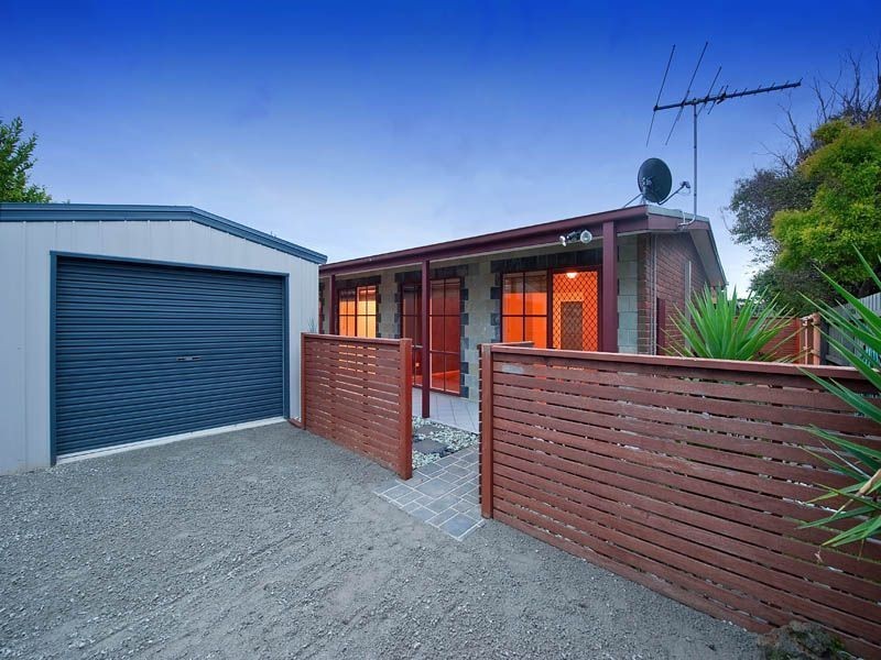 2/65 Keith Avenue, Edithvale VIC 3196