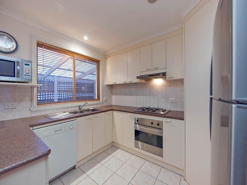 3/2 Seventh St, Chelsea Heights VIC 3196