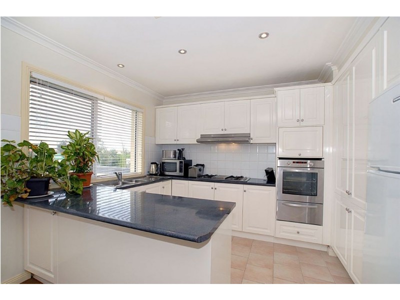 30 Scarborough Drive, Patterson Lakes VIC 3197