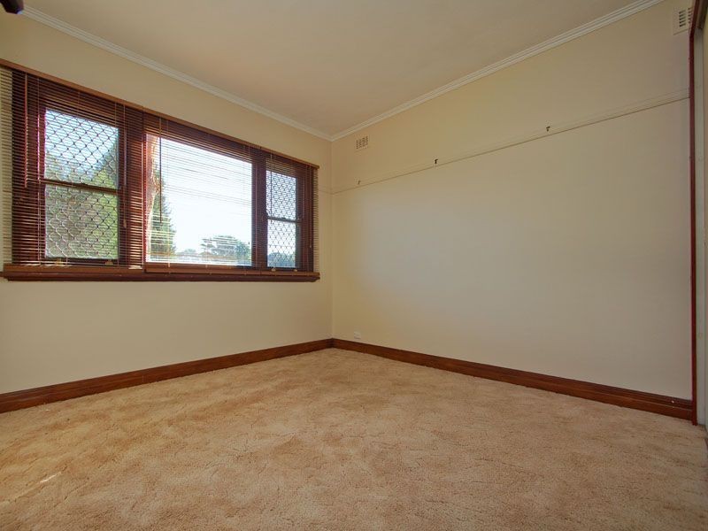 30 Donald Grove, Chelsea VIC 3196