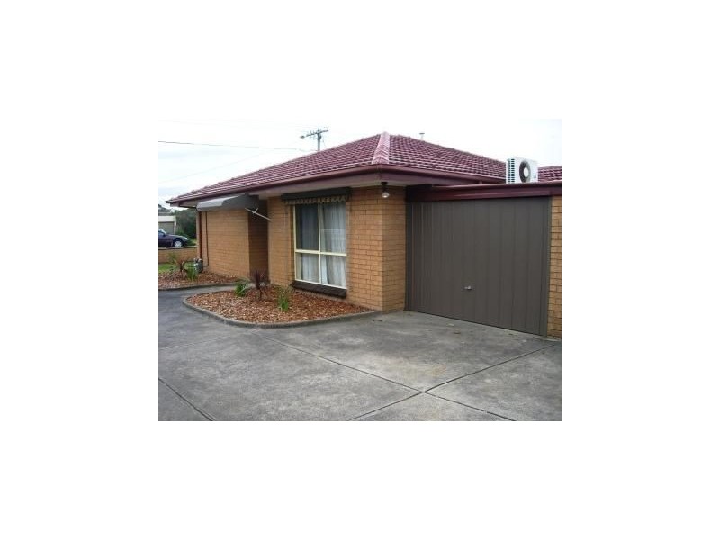 1/14 Embankment Grove, Chelsea VIC 3196