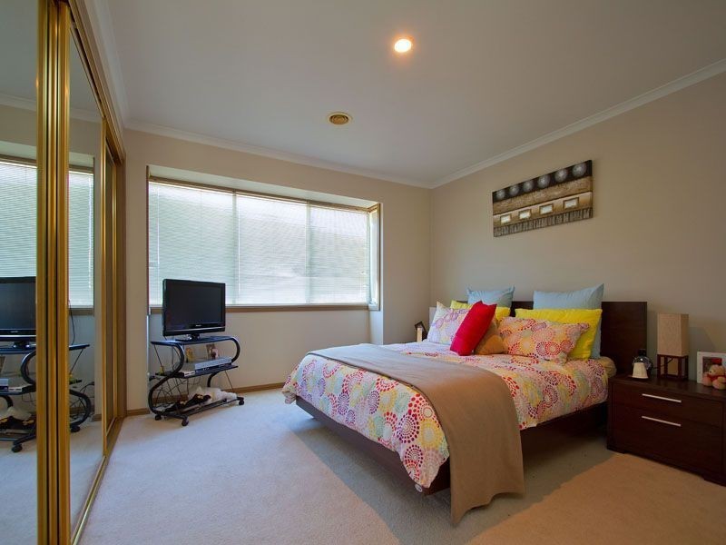 2 Sandridge Court, Patterson Lakes VIC 3197
