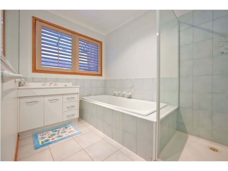 3 Mermaid Court, Patterson Lakes VIC 3197