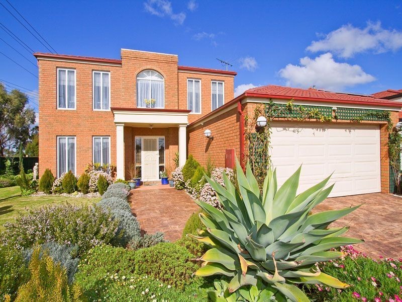 2 Governor Arthur Drive, Patterson Lakes VIC 3197