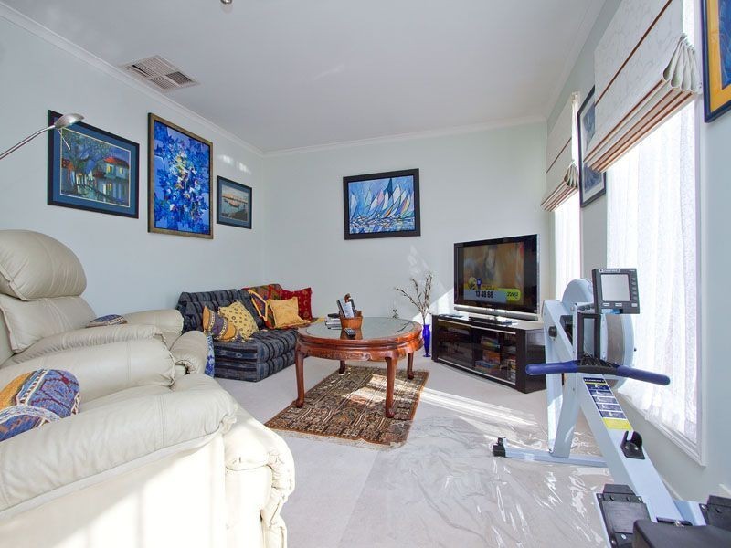 2 Governor Arthur Drive, Patterson Lakes VIC 3197