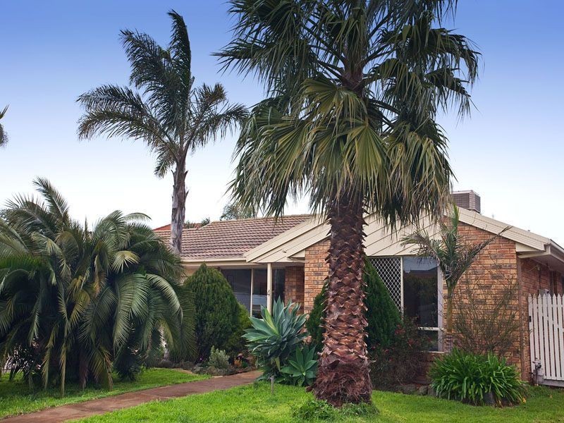 4 Solway Close, Patterson Lakes VIC 3197