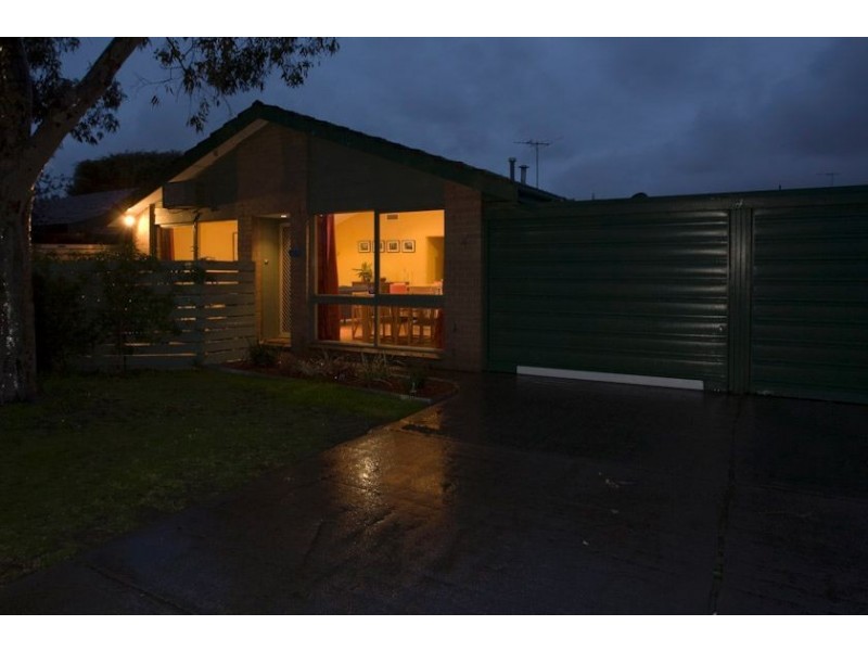 4 Stayner Street, Chelsea VIC 3196