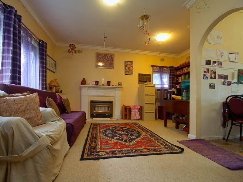 32 Cannes Avenue, Bonbeach VIC 3196