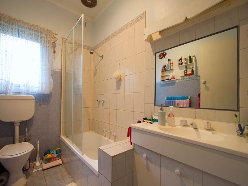 32 Cannes Avenue, Bonbeach VIC 3196