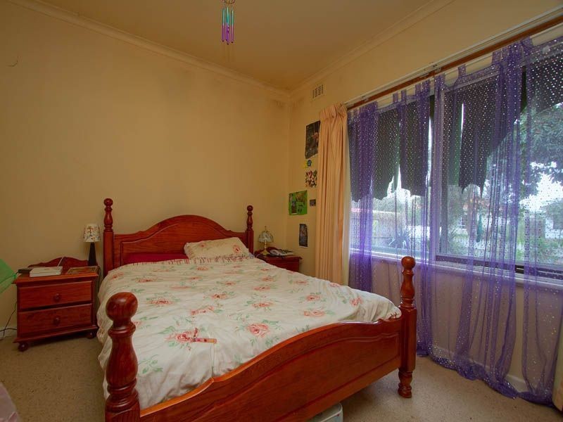 32 Cannes Avenue, Bonbeach VIC 3196