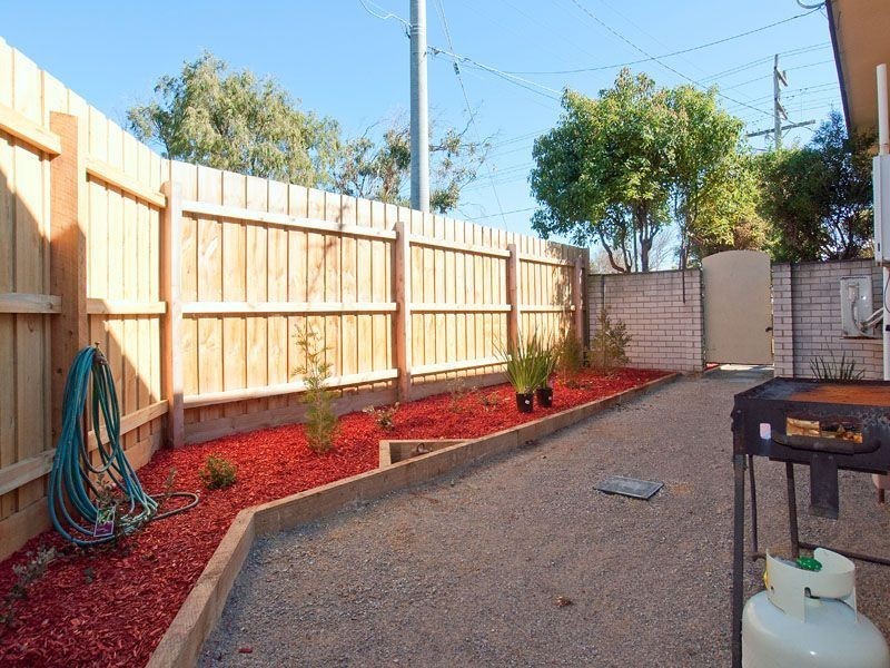 14 Lochiel Avenue, Edithvale VIC 3196