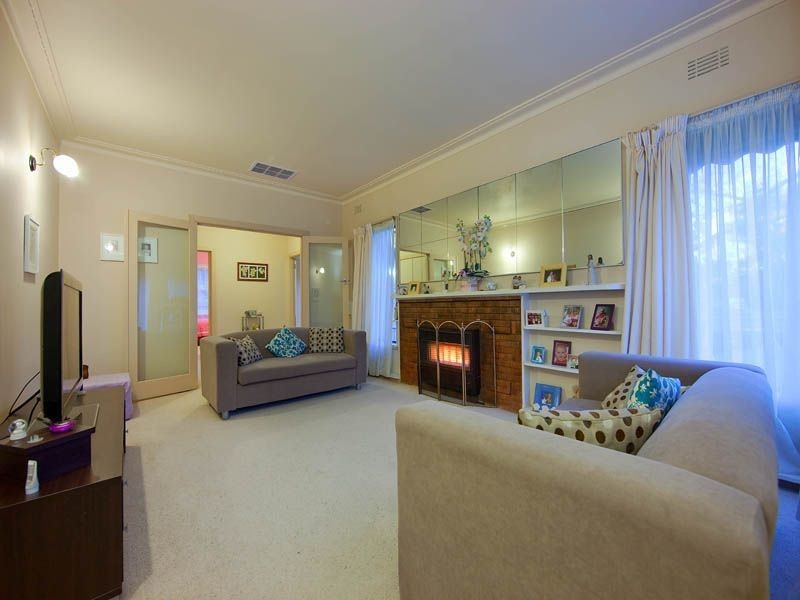 40 Cannes Ave, Bonbeach VIC 3196