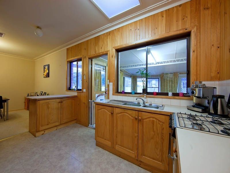 40 Cannes Ave, Bonbeach VIC 3196
