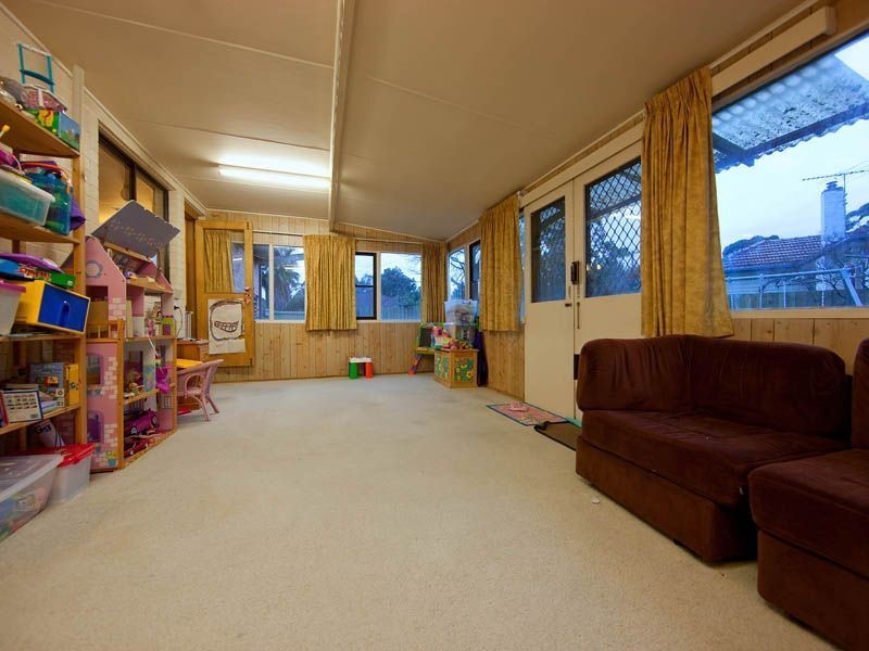 40 Cannes Ave, Bonbeach VIC 3196