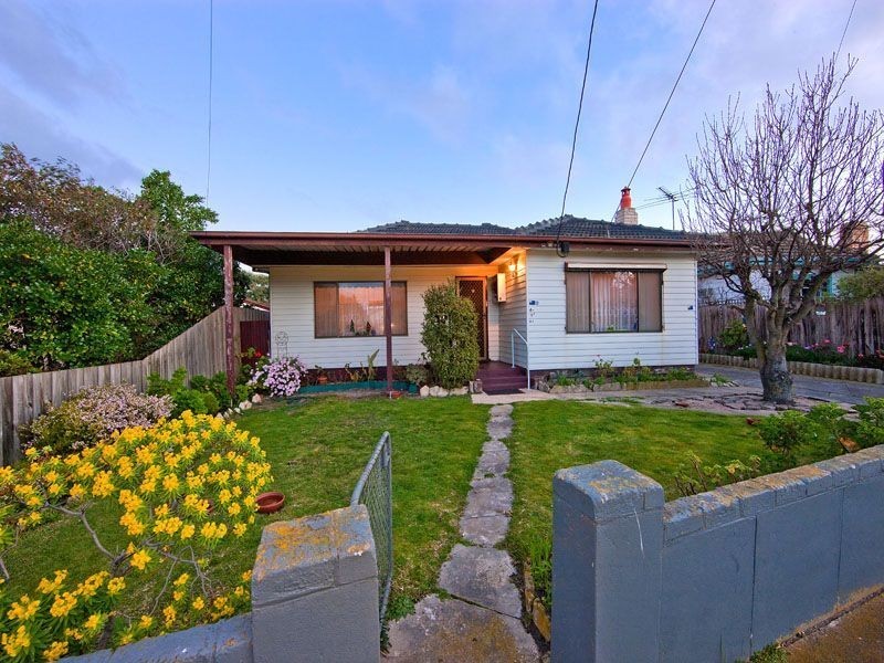 4 Breeze Street, Bonbeach VIC 3196