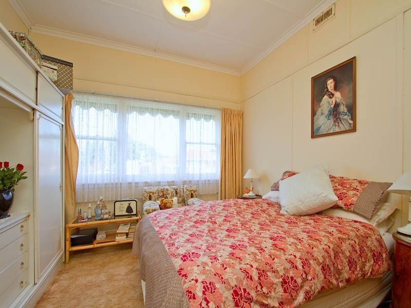 1 Embankment Grove, Chelsea VIC 3196