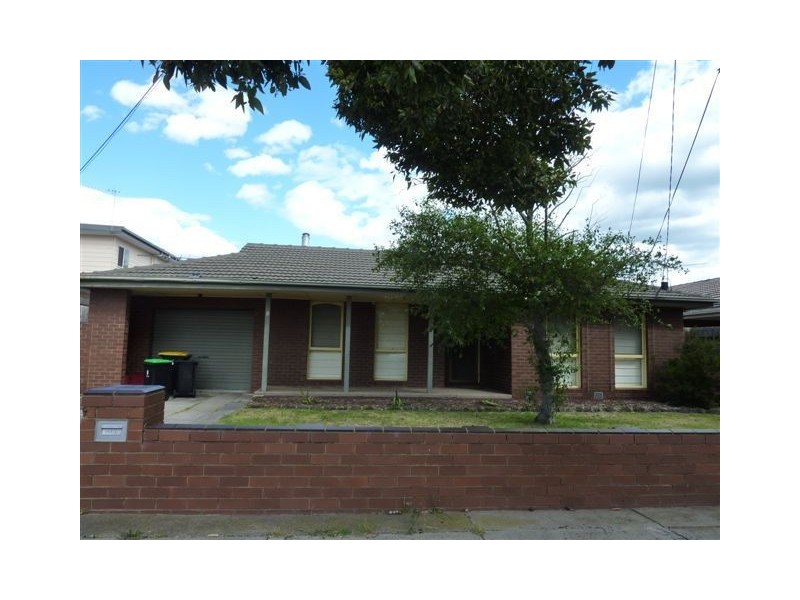 8 Anton Court, Chelsea Heights VIC 3196