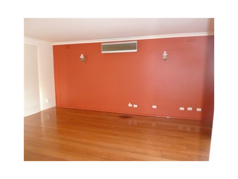 8 Anton Court, Chelsea Heights VIC 3196