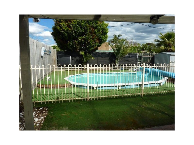 8 Anton Court, Chelsea Heights VIC 3196