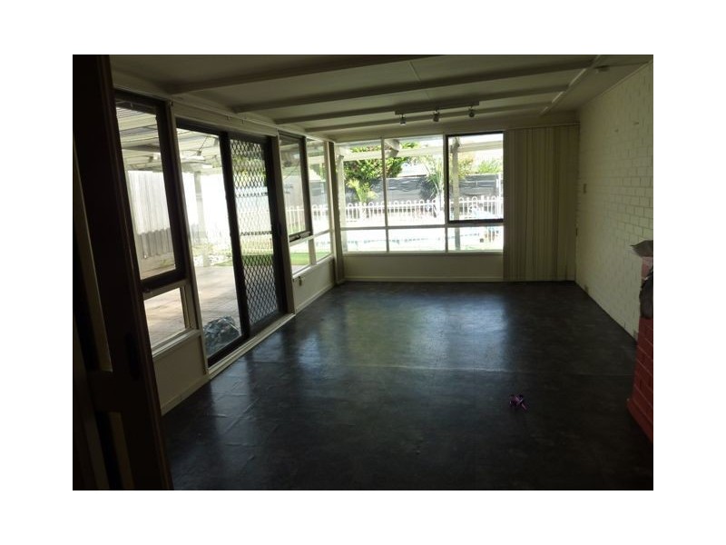 8 Anton Court, Chelsea Heights VIC 3196