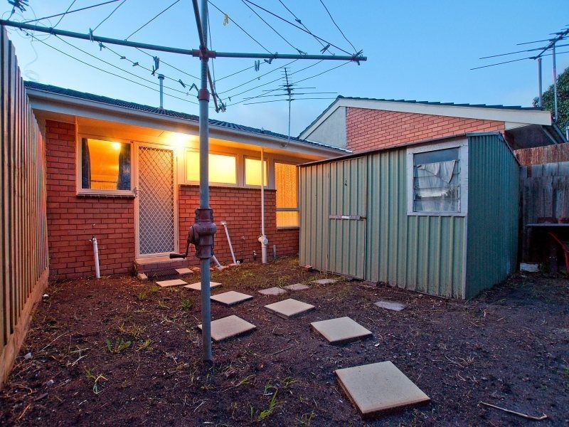 2/2 Melaleuca Drive, Carrum VIC 3197