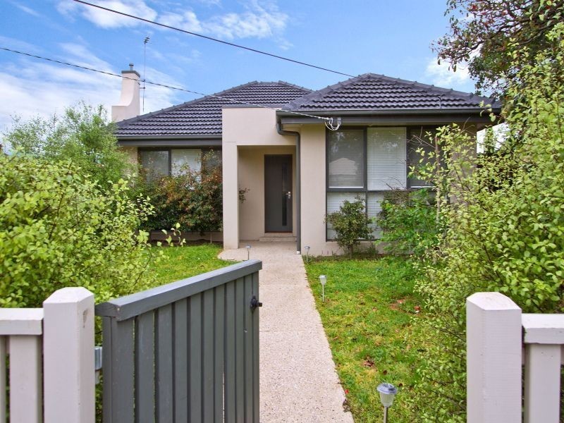 2 Cross Road, Chelsea VIC 3196