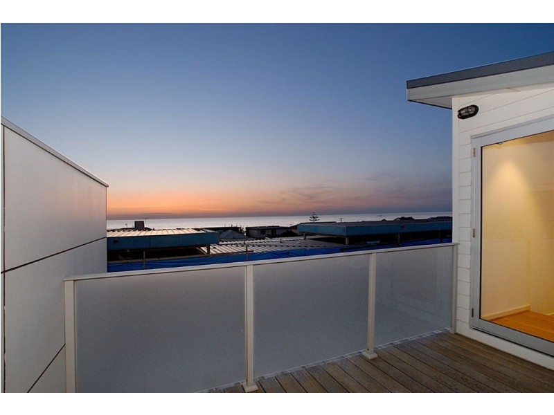 3/3 Harding Avenue, Bonbeach VIC 3196