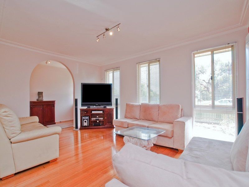 1 Francis St, Seaford VIC 3198