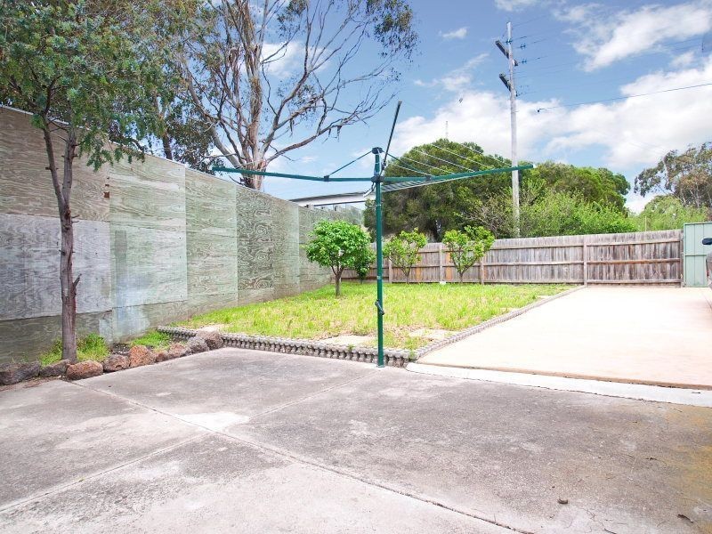 1 Francis St, Seaford VIC 3198