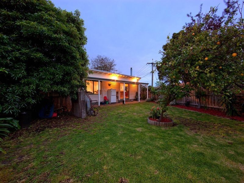 1 Ward Street, Cheltenham VIC 3192
