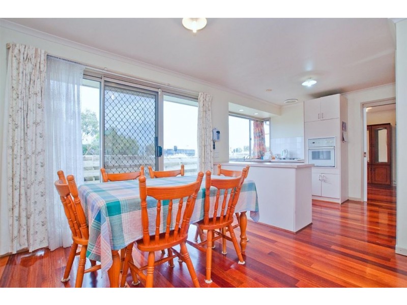 90 Amaroo Drive, Chelsea Heights VIC 3196