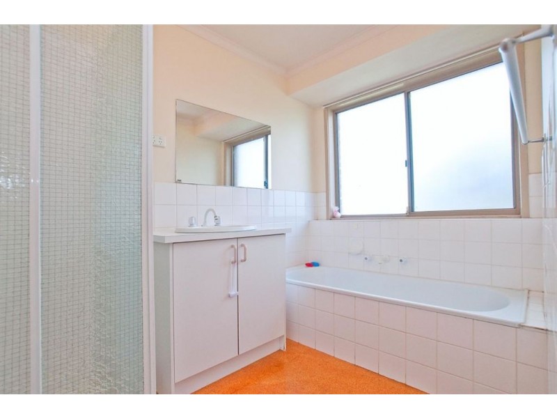 90 Amaroo Drive, Chelsea Heights VIC 3196