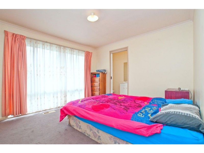 90 Amaroo Drive, Chelsea Heights VIC 3196