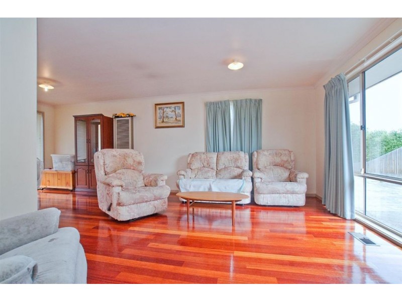 90 Amaroo Drive, Chelsea Heights VIC 3196