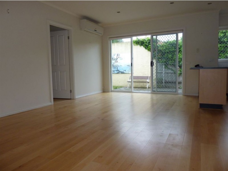 2/37 Royal Rd, Bonbeach VIC 3196