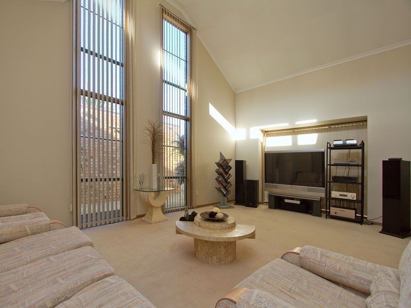 2 Sandridge Court, Patterson Lakes VIC 3197