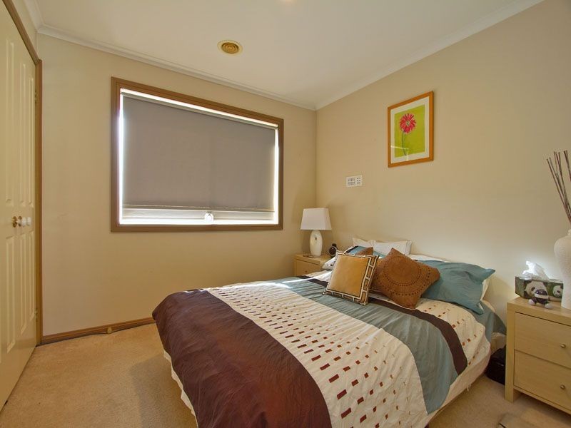 2 Sandridge Court, Patterson Lakes VIC 3197