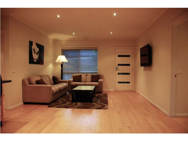 2/37 Royal Road, Bonbeach VIC 3196