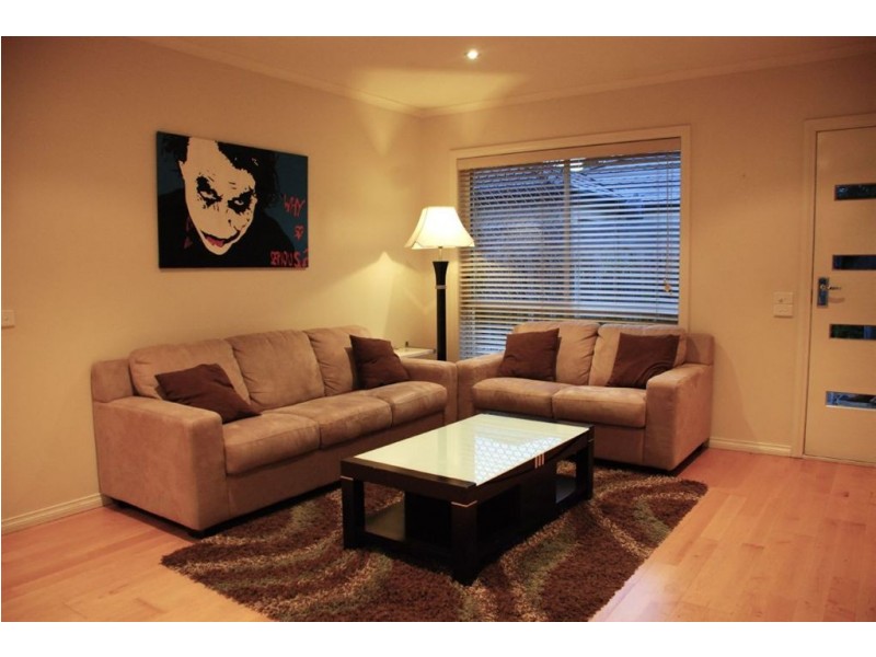 2/37 Royal Road, Bonbeach VIC 3196