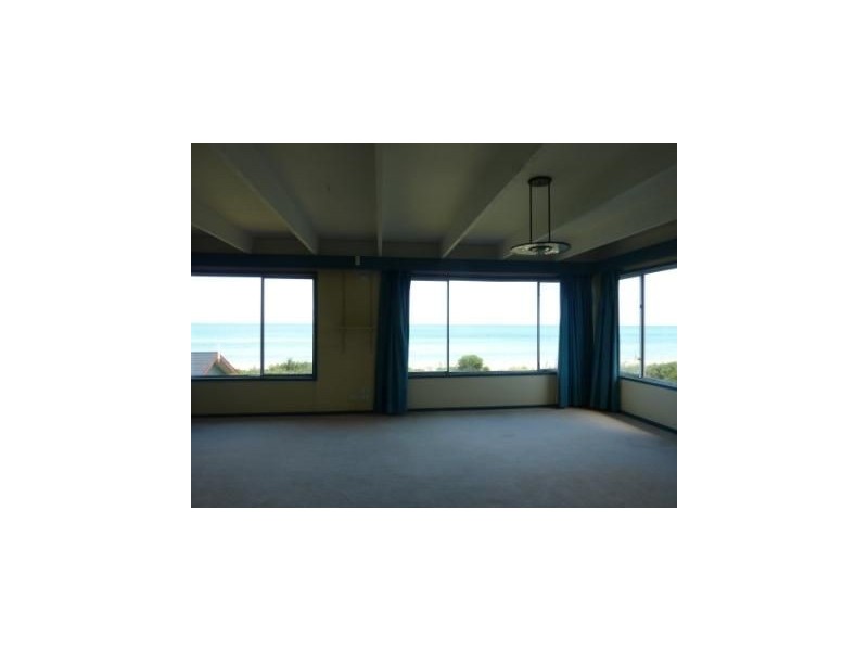 1/15 Harding Avenue, Bonbeach VIC 3196