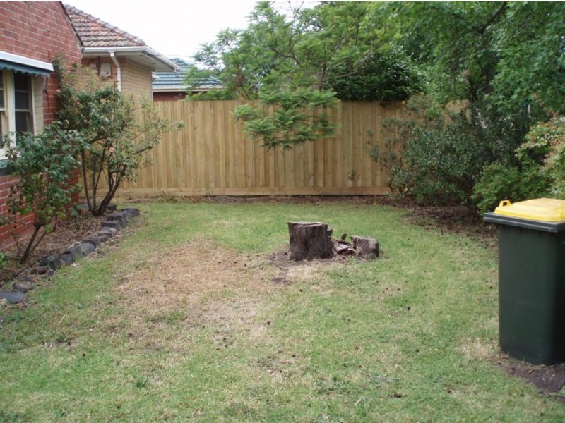 18 Robinsons Road, Seaford VIC 3198